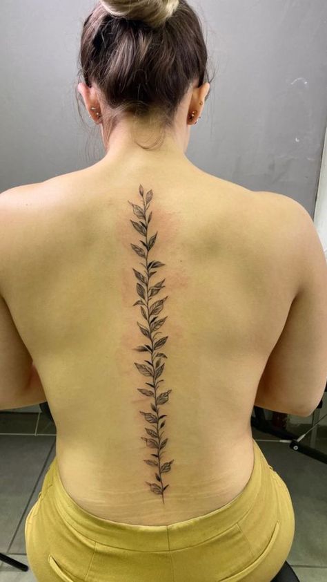 Botanical Spine Tattoo, Shark Tattoo Ideas, Back Tattoo Women Spine, Spine Tats, Floral Back Tattoos, Tattoo Ideas Inspiration, Flower Spine Tattoos, Tattoo 2023, Tato Minimal