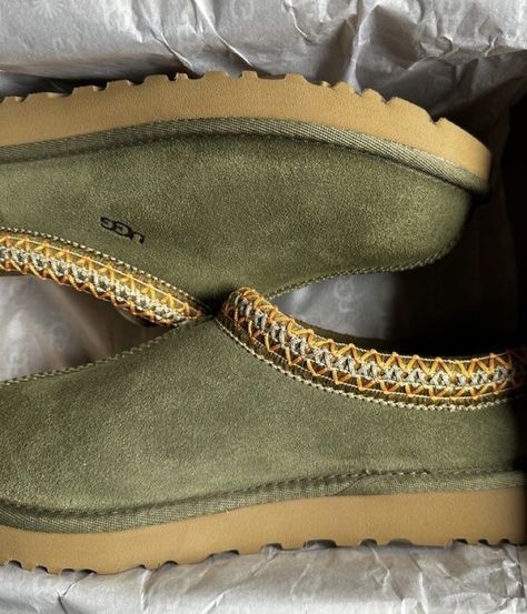 ugg tasman slippers olive Olive Tasman Uggs, Green Ugg Tasman Slippers Outfit, Olive Green Uggs Outfit, Green Uggs Boots Outfit, Green Uggs Boots, Green Tasman Uggs, Fall Shoes 2023, Green Uggs, Ugg Green