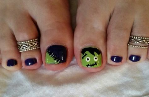 Frankenstein toes! Frankenstein Toenails, Frankenstein Nails, Beautiful Fingers, Nails For Kids, Pedicures, Frankenstein, Toe Nails, Nail Ideas, For Kids