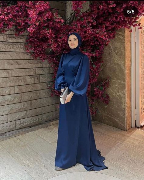 Hijabi Dresses, Braidsmaid Dresses, Rekomendasi Outfit, Estilo Hijab, Dress Bridesmaids, Stile Hijab, Simple Bridesmaid Dresses, Soiree Dress, Mode Abaya