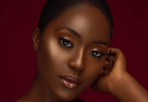 5 Melanated Makeovers You Could Take A Cue From Mauve Eyeshadow, Pixie Cut Hairstyles, Bold Eyeliner, Melanin Skin, Black Hairstyle, Bold Lipstick, Cut Hairstyles, Zsa Zsa, Best Eyeshadow