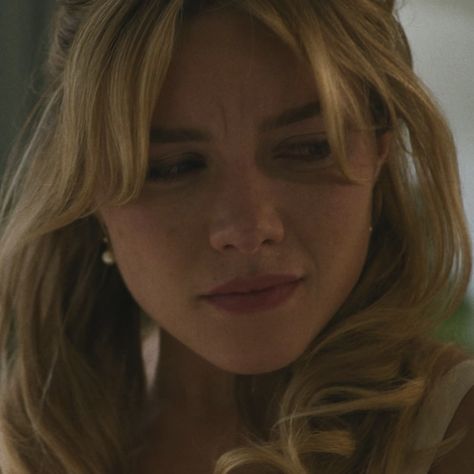 Alice Chambers, Flo Pugh, Girl Blonde Hair, Soft Autumn Color Palette, Pretty Mess, Soft Face, Yelena Belova, The Perfect Girl, Florence Pugh