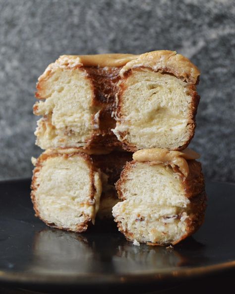 🍌 Peanut Butter Banana Croissant Donut 🍌 Come see us this weekend 😋 #marcheu #marcheuparis #frenchpatisserie #onlyinMN #twincitieseats #minneapolisfoodie #minnesota Croissant Donut, French Patisserie, Peanut Butter Banana, Donuts, Peanut, Peanut Butter, Butter