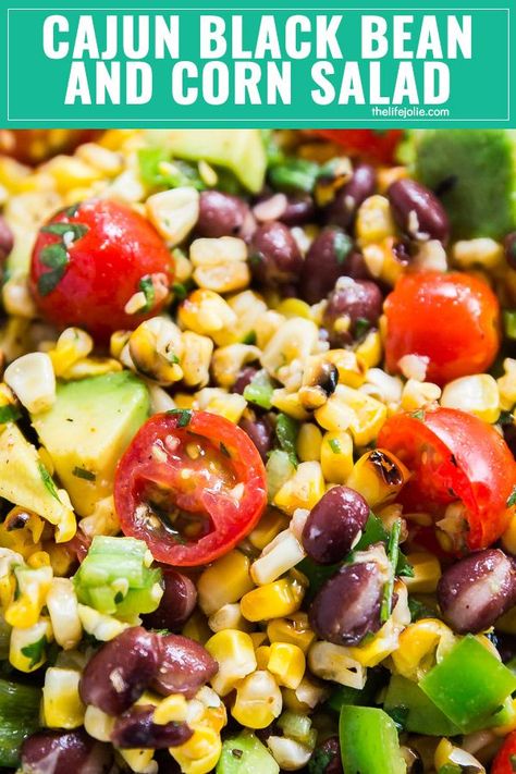 Cajun Black Bean and Corn Salad is an excellent no-mayo salad option to bring to a picnic and a great meal prep option for a light lunch you can eat all week. Made with fresh grilled corn, black beans, tomatoes, peppers, green onion and avocado with a lightly spicy cajun lime dressing, this is a new family favorite recipe! Cajun Meals, Daniels Fast, Deli Salads, Big Salads, Black Bean And Corn Salad, Mayo Salad, Recipe Vegetables, Bean And Corn Salad, Ww Lunch