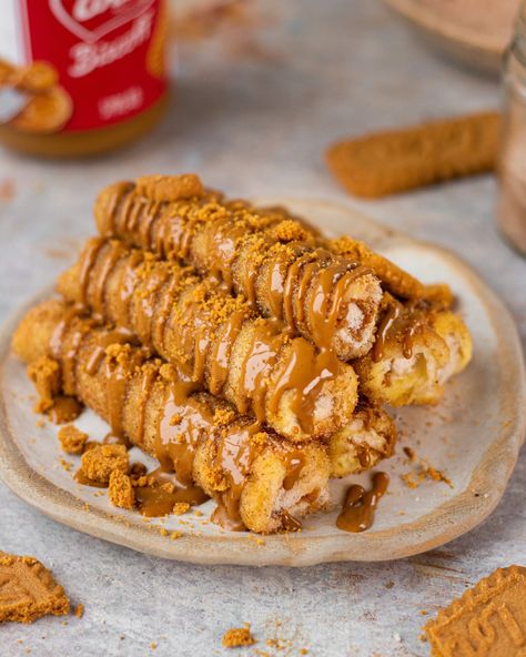 Biscoff French Toast, Week Day Breakfast, Biscoff Rolls, Creative Breakfast Ideas, Toast Roll Ups, Bake With Shivesh, French Toast Batter, French Bread French Toast, French Toast Roll Ups