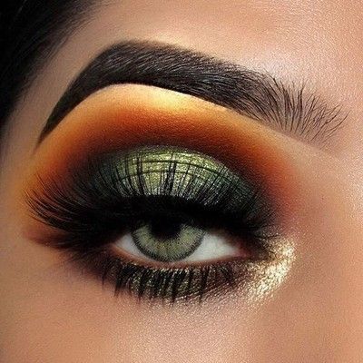 Thanksgiving Makeup Ideas, Green Smokey Eye Makeup, Thanksgiving Makeup, Green Smokey Eye, Amazing Halloween Makeup, Makeup Is Life, Fall Makeup Looks, Colorful Eye Makeup, Eye Makeup Art