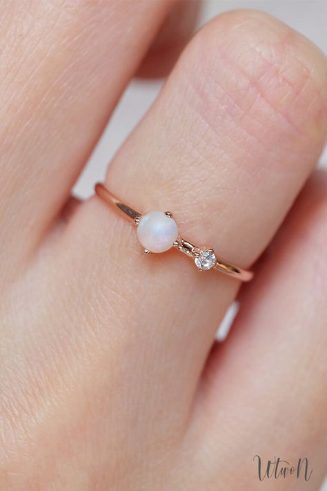 Dainty Opal Ring, Gold Opal Ring, Opal Stacking Ring, Diamond Ring Gold, Opal Diamond Ring, White Opal Ring, Minimal Ring, Ring Opal, Opal Ring Gold