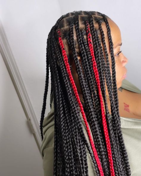 Style Medium Knotless Braids, Medium Knotless Braids, Medium Knotless, Really Curly Hair, Cute Box Braids, Hair Braider, Hairstyle Tutorials, Braids Hairstyles Pictures, Cute Box Braids Hairstyles