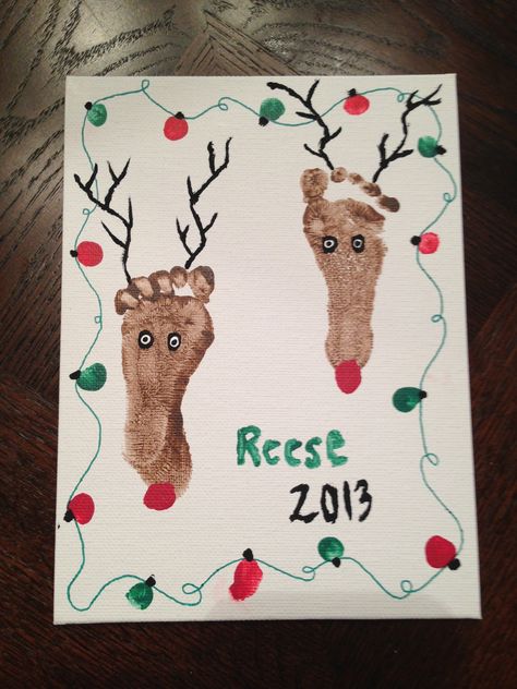 Baby footprint reindeer! Diy Christmas Gifts For Parents, Crafts For Gifts, Diy Christmas Canvas, Paint Ornaments, Baby Christmas Crafts, He's A Keeper, Tags For Gifts, Lady Killer, Christmas Art For Kids