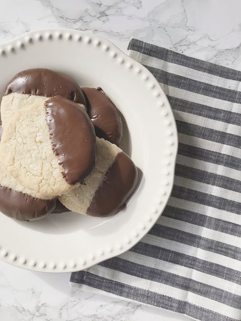 Joanna Gaines Christmas Cookies, Joanna Gaines Lemon Tea Cookies, Magnolia Table Recipes Dessert, Joanna Gaines Appetizers, Silo Cookies Joanna Gaines, Joanna Gaines Cookies, Magnolia Recipe, Chewy Coconut Cookies, Joanna Gaines Christmas