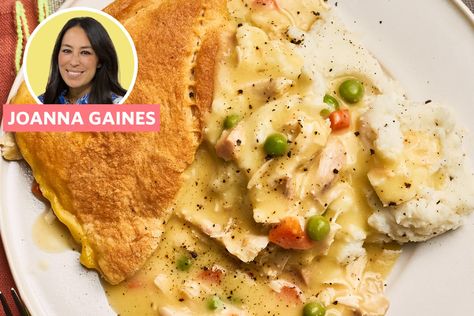 Joanna Gaines Chicken Pot Pie, Pot Pie Soup Recipe, Individual Chicken Pot Pies, Healthy Pie Recipes, Healthy Chicken Pot Pie, Creamy Chicken Pot Pie, Best Chicken Pot Pie, Chicken Pot Pie Casserole, Comfort Food Chicken