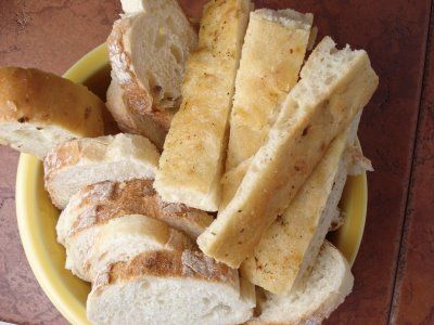 Biaggi's Focaccia Bread Copycat Recipe  @Shannon Bellanca Bellanca Kahl . since Lauren and Henry already mastered the dipping sauce ;) Potato Focaccia, Foccacia Bread, Bread Yeast, Breads Recipes, Focaccia Bread Recipe, Yeast Recipes, Homemade Breads, Potato Bread, Focaccia Bread