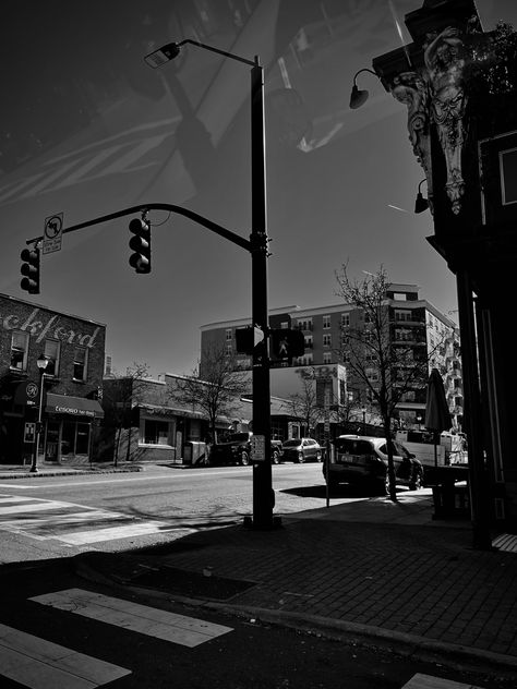 School Aesthetic Black And White, Crossroads Aesthetic, Crosswalk Photography, Aesthetic Black And White Photography, Traffic Aesthetic, Ultraviolence Aesthetic, Healthy Masculine, Writing Aesthetics, Aesthetic Black And White