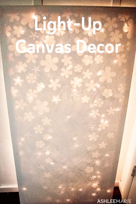 Lighted Canvas Art Diy, Canvas Light Art, Lighted Wall Art, Diy Wall Decor Ideas, Light Up Canvas, Diy Lights, Lighted Canvas Art, 2023 Halloween, Light Wall Art