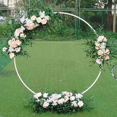 Wedding Arch Circle, Round Background, Table Centerpiece Flower, Party Decoration Ideas, Led Flower, Balcony Flowers, Round Backdrop, Flower Wall Backdrop, Balloon Stands