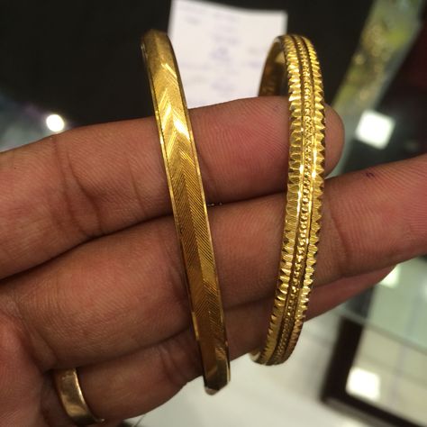 Kada Sardar Kadiyam For Men Gold, Gold Kada For Men, Punjabi Kada, Simple Bangles, Mens Bracelet Gold Jewelry, Economics Project, Gold Kada, Men Jewellery, Decor Baskets