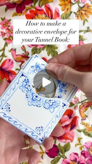 Alley McGlynn on Instagram: "Some of you have asked for a tutorial on how to make an envelope to hold your tunnel book, (if you want to learn how to make the book itself, check out my last reel!)! ✂️💖✨

Supplies:
- 1 piece of paper cut to 4.75” x 6.25”(watercolor, Bristol or cardstock is fine!) 📄
- Ruler 📏
- Pencil & Eraser ✏️
- X-Acto Knife ✂️
- Paint (I like to use both watercolor and gouache but you could also use acrylic!) 🎨
- Glue (I like Tombow glue but tacky glue or Elmer’s is fine!) 💪🏻

If you have any questions on the process or if you make your own, please tag me or send me a message! ✨

#illustrator #illustration #paperartist #paperart#3dpaperart #tinyworlds #miniatures #miniatureworld #arttutorial #tunnelbooks #artprocess #tutorial  #craft #crafttutorial #kidscrafts #pape How To Make A Tunnel Book, How To Make A Pop Up Book, Tunnel Book Tutorial, Tunnel Books, Make An Envelope, Envelope Book, Tunnel Book, Cut Paper Illustration, Acrylic Glue