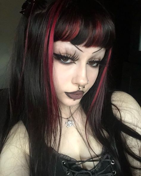 Natasha’s Instagram profile post: “☠︎” Gothic Dyed Hair, Corporate Goth Hair, Vampire Wigs, Goth Dyed Hair, Red Goth Hair, Goth College Outfit, Goth Hair Dye Ideas, Mall Goth Hairstyles, Long Goth Hair