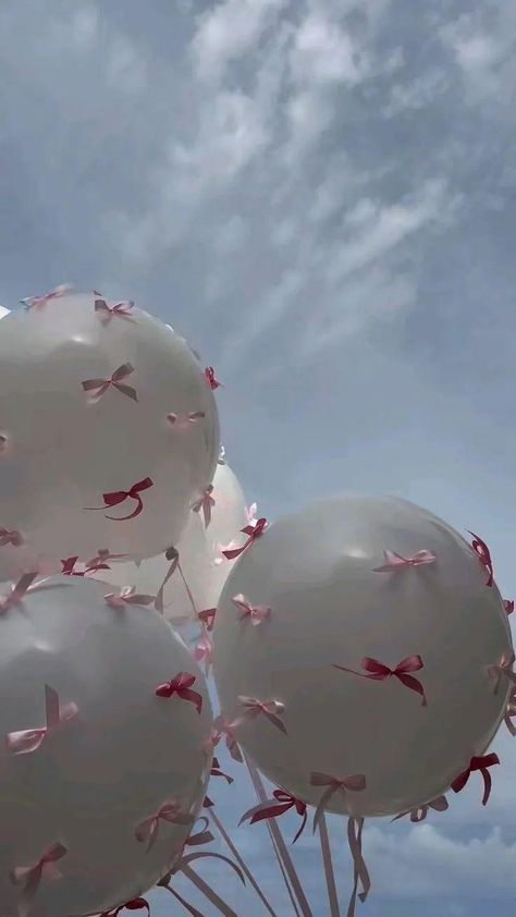 Ballon Decorations Birthday Background, Ballon Birthday Aesthetic, Ballon Wallpapers, Pink Balloons Aesthetic, Birthday Vibes Aesthetic, Ballons Decoration Birthday, Ballon Aesthetic, 18th Birthday Aesthetic, Bow Balloons