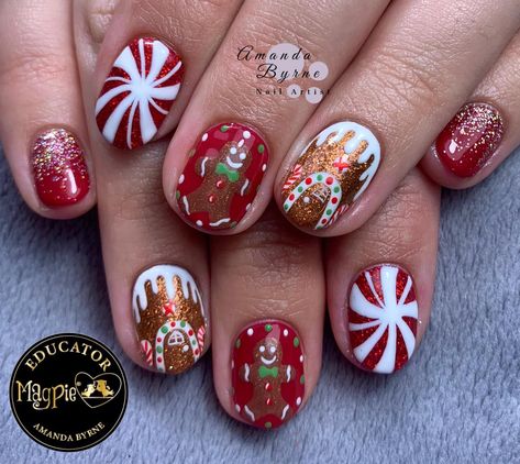 Candy Cane House, Gingerbread Nails, Ballet Nails, Nagel Tips, Acrylic Shapes, Nail Forms, Fake Nail, Girls Nails, Christmas Nail