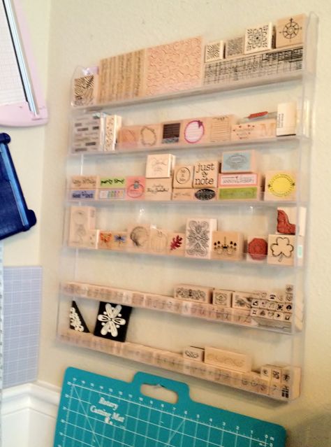 Craftroom Stamp Organization Idea: I used nail polish racks (you can find these online) to organize rubber stamps. Craft Organisation, Clever Organizer, Sewing Room Inspiration, Acrylic Shelf, Organize Craft Supplies, Room Shelves, Craft Room Design, Dream Craft Room, Hobby Room