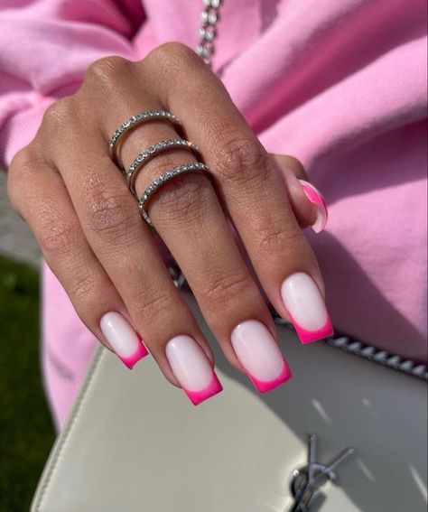 Nails Color Spring 2024 80 Ideas: A Palette of Personality Trendy Nail Colors, Nail Colors For Spring, Blue Gel Nails, Colors For Spring, May Nails, French Acrylic Nails, Classy Acrylic Nails, Trendy Nail, Neon Nails