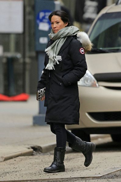 Winter Outfits Canada, Winter Outfits College, Boho Winter Outfits, Seasonal Outfits, Goose Clothes, Canada Goose Parka, Canada Goose Women, Lucy Liu, Winter Outfits Cold