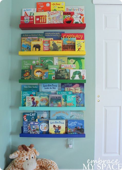 DIY Home Decor ~ Land of Nod Knock Off Rainbow Book Ledges for Under $30! Book Ledges, Diy Declutter, Book Ledge, Diy Space Saving, Create Your Own Book, Space Saving Hacks, Diy Space, Reading Diy, Bedroom Organization