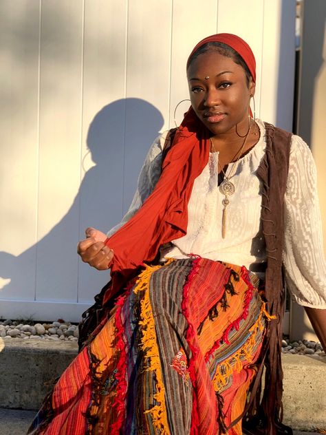 Modest Bohemian Outfits, Modest Boho Outfits Black Women, Israelite Fashion, African Cottagecore, Christian Hippie Fashion, Plus Size Hijabi Outfits, Earthy Outfits Long Skirts, Israelite Women Clothing, Plus Size Earthy Outfits