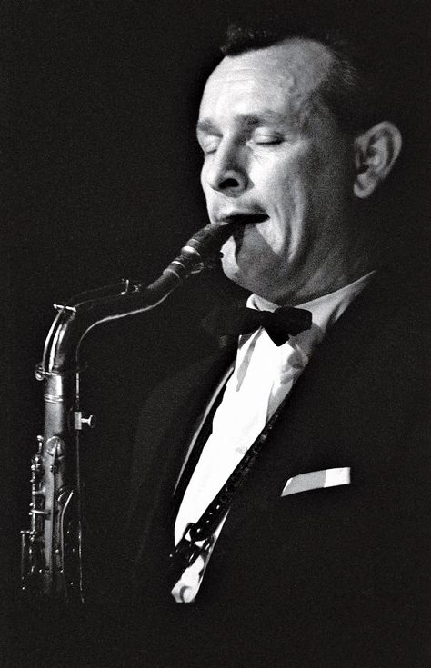 James Peter Giuffre was an American jazz clarinetist, saxophonist, composer, and arranger. He is notable for his development of forms of jazz which allowed for free interplay between the musicians, anticipating forms of free improvisation. Wikipedia Cool Jazz, All That Jazz, New Orleans, African American, Musician, Historical Figures, For Free