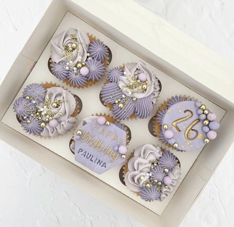 Simple Cupcake Designs, Luxury Cupcakes, Cupcake Icing Designs, Icing Designs, Homemade Buttercream, Elegant Cupcakes, Purple Cupcakes, Cake Homemade, Icing Design