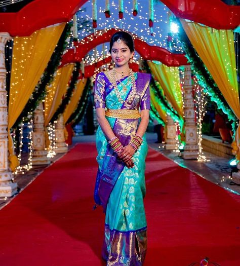 Blue Pattu Saree Wedding Indian Bridal, Pattu Sarees Colour Combinations, Blue Pattu Saree, Pattu Sarees Wedding, Wedding Blouses, Saree Color Combinations, South Indian Wedding Saree, South Indian Bride Saree, Gorgeous Smile