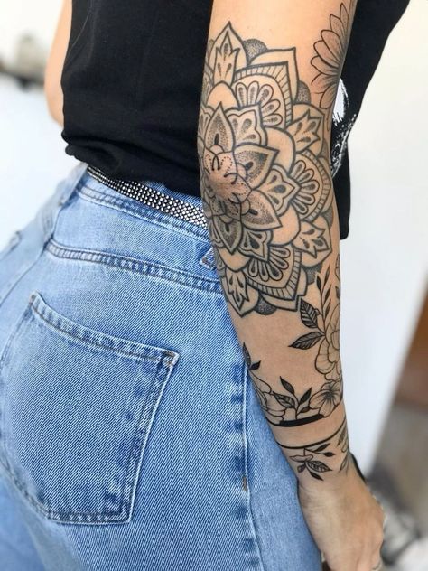 Mandala Tattoo Elbow Woman, Elbow Geometric Tattoo, Women’s Bicep Tattoo, Over Elbow Tattoo, Mandala Elbow Tattoo, Elbow Mandala Tattoo, Mandala Elbow, Elbow Tattoos For Women, Back Of Elbow Tattoo