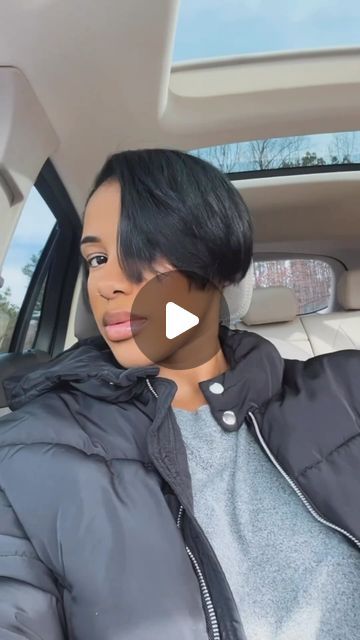 The Cut Life on Instagram: "love this cut by @ebeauty404 on @yoshfilmss 🔥

#thecutlife #atlhairstylist #atlantahairstylist #shorthaircut #bobhaircut #shorthairstyle #atlsalon" Ear Length Bob, Cut Life, Bobs Haircuts, Short Hair Cuts, Hair Stylist, Love This, Atlanta, Short Hair Styles, Hair Cuts