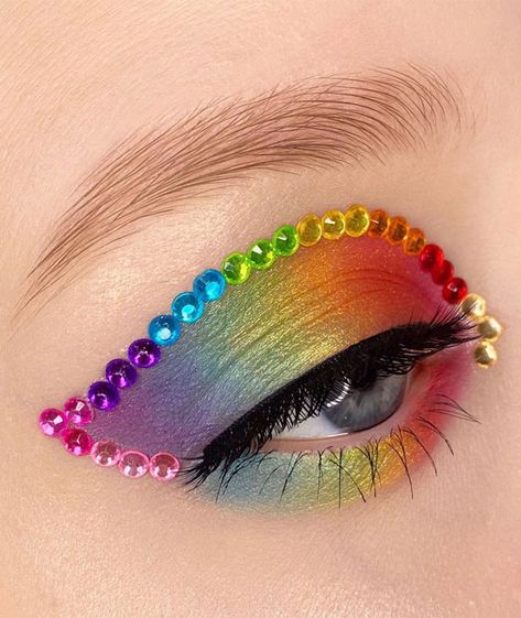 crystal eye make up, crystal eye embellishment, makeup trends 2022, runway makeup trends 2022, spring 2022 makeup trends, runway makeup artist, beauty trends 2022, spring makeup looks 2022, makeup trends 2022 spring, eyeshadow makeup trends 2022 Pride Rhinestone Makeup, Rainbow Gem Makeup, Rainbow Rhinestone Makeup, Pride Make Up, Colorful Makeup Ideas, Makeup Looks 2022, Makeup Trends 2022, Rainbow Makeup Looks, Rainbow Makeup Ideas