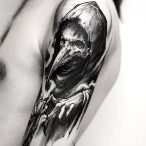 Plague Doctor Tattoo, Doctor Tattoo, Arte Zombie, Blackwork Tattoos, Half Sleeve Tattoos For Guys, Tattoo Signs, Norse Tattoo, Creepy Tattoos, Infinity Tattoos