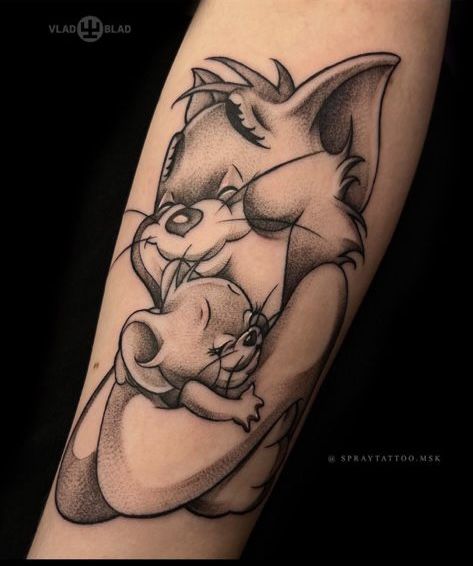 Tattoo Ideas Tom And Jerry, Tom And Jerry Tattoo Ideas, Tom And Jerry Tattoo, Mama Tattoo, Arm Sleeve Tattoos For Women, Blue Rose Tattoos, Band Tattoo Designs, Tom Y Jerry, Arm Sleeve Tattoos