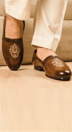 Sherwani Shoes, Brown Brogues, Gold Band Wedding Ring, Mens Fashion Casual Shoes, Designer Kurta, Sarees For Women, Indian Wedding Wear, Nehru Jacket, Pant Sets