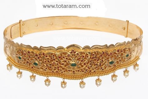 22 Karat Gold Jewelry, Vaddanam Designs, Kids Bangles, Temple Jewellery Earrings, Indian Gold Jewelry, Gold Jewellry, 22k Gold Jewelry, Baby Pearls, Gold Jewelry Stores