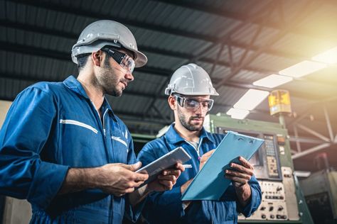 Seven Safety Ideas for the Workplace Safety Professionals Must Implement | HAZWOPER OSHA Scaffolding Safety, Inspection Checklist, Glass Photography, Social Media Advertising Design, Health Administration, Safety Training, Workplace Safety, Occupational Health And Safety, Clipboard