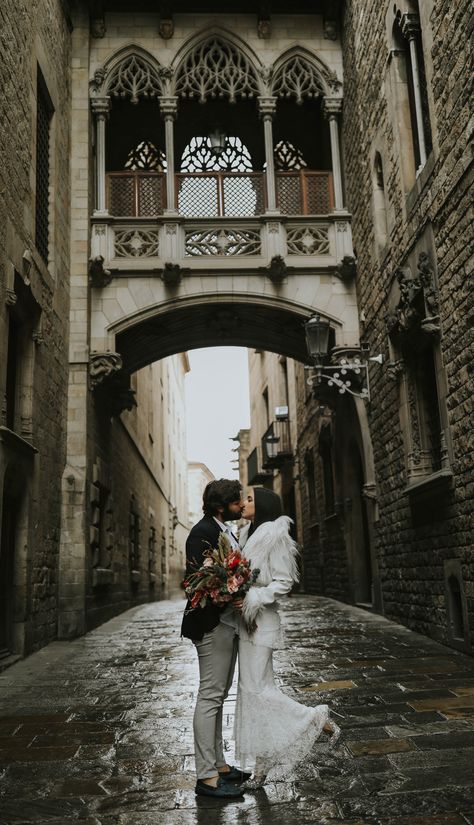 Barcelona Wedding Barcelona Wedding, Photos Poses, Wedding Photos Poses, Photo Poses, Destination Wedding, Wedding Photos, Barcelona, Photography