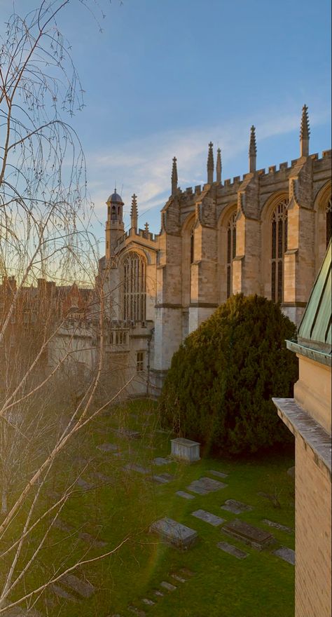 #views #cathedral #eton #aesthetic #sunset Eton Aesthetic, Dream Future, Aesthetic Sunset, Old Money, Money, House Styles, Architecture, Collage, Pins