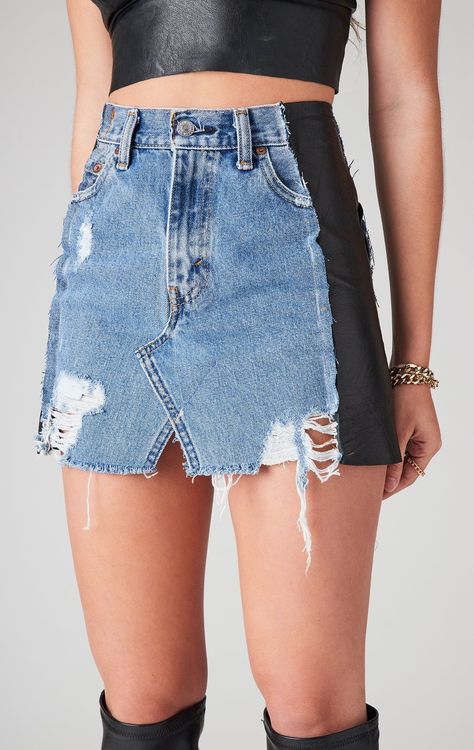 Edgy Summer Outfits, Vestiti In Jeans, Jean Diy, Ropa Upcycling, Denim Skirt Fashion, Vintage Denim Skirt, Upcycle Clothes Diy, Denim Skirt Outfits, Denim Outfits