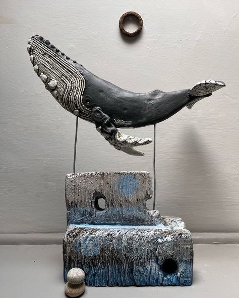 Mark Smith on Instagram: “Humpback Whale coming up for air. #humpbackwhale #ceramicwhale #ceramicsculpture #comingupforair #whales #sculpture #ceramics #pottery” Coming Up For Air, Shark Sculpture, Mark Smith, Clay Fish, Pottery Houses, Whale Art, Fish Sculpture, A Whale, Humpback Whale