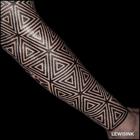 Futuristic blackwork sleeve tattoo with a geometric triangle pattern by Lewis Ink Blackwork Sleeve Tattoo, Blackwork Sleeve, Maze Tattoo, Geometric Triangle Tattoo, Tech Tattoo, Calligraphy Tattoo, Geometric Tattoos, Geometric Triangles, Geniale Tattoos