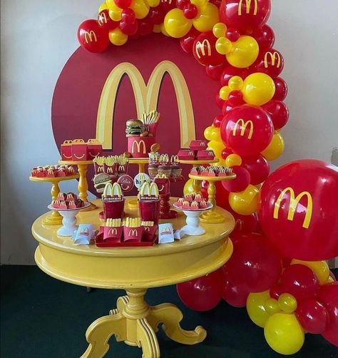 Mc Donald Birthday, Mc Donald Party, Hamburger Party, Mcdonalds Birthday Party, Mc Donald's, Mc Donald, 9th Birthday Parties, Birthday Party Theme Decorations, Baby Birthday Party