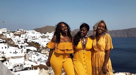 Christane Njatcha tells Travel Noire about the beautiful highs and disappointing lows of a recent trip to Santorini and Mykonos in Greece. Girls Trip Destinations, Greece Women, Travel International, Greece Outfit, Cabin Trip, Friend Vacation, Travel Noire, Santorini Travel, Greece Travel Guide