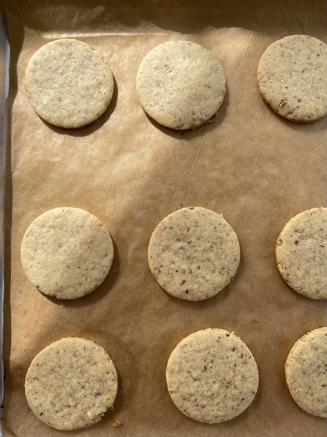 Orange Nutmeg Cookie with Citrus Sugar — At Heart Panaderia Citrus Shortbread, Puff Pastry Appetizers, Dough Scraper, Flavored Sugar, Ground Almonds, Toasted Almonds, Pastry Dough, Sandwich Cookies, Shortbread Cookies