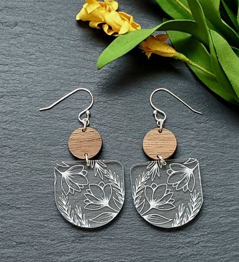 Acrylic Engraving Ideas, Acrylic Earrings Laser Cut, Laser Cut Wood Jewelry, Laser Engraved Earrings, Cricut Earrings, Laser Cut Earrings Acrylics, Laser Cut Wood Earrings, Engraved Acrylic, Laser Cut Wood Crafts