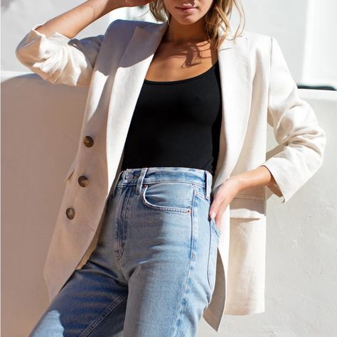 Nwt Linen Blazer In Beige Taupe By Emerson Fry In Sold Out Color Size 6 Https://Emersonfry.Com/Products/Lee-Jacket-Beach Lee Jacket, Parisian Outfits, Emerson Fry, Blazer Outfit, Style Edit, Closet Inspiration, Autumn Outfits, Moon Boots, Linen Jacket